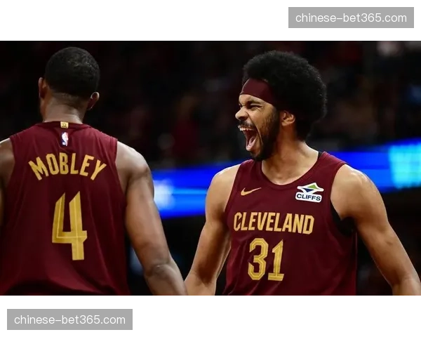 骑士内线双塔优势明显 阿伦莫布里组合禁区防守覆盖面积联盟顶级